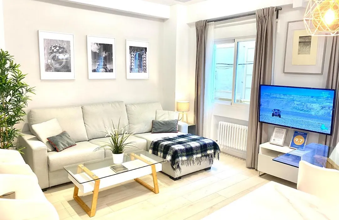 Carrera Home-1